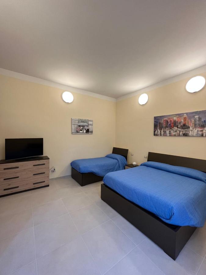 In Centro Rooms And Apartments Isola di Liri Екстер'єр фото