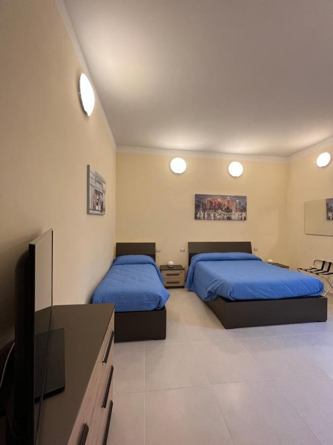 In Centro Rooms And Apartments Isola di Liri Екстер'єр фото