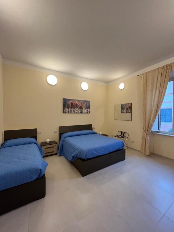In Centro Rooms And Apartments Isola di Liri Екстер'єр фото