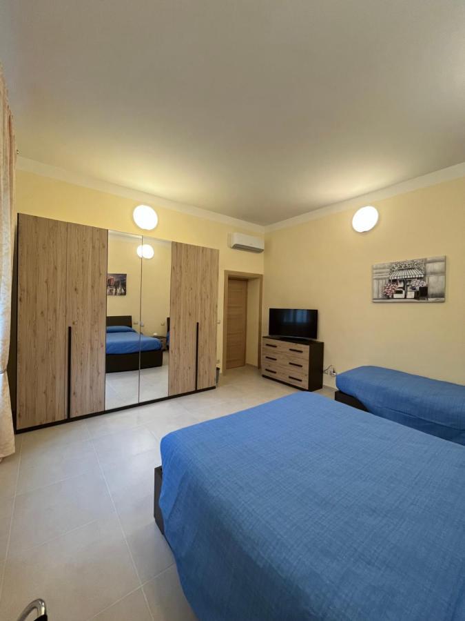In Centro Rooms And Apartments Isola di Liri Екстер'єр фото